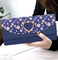 Fashionable Unique Women Clutches