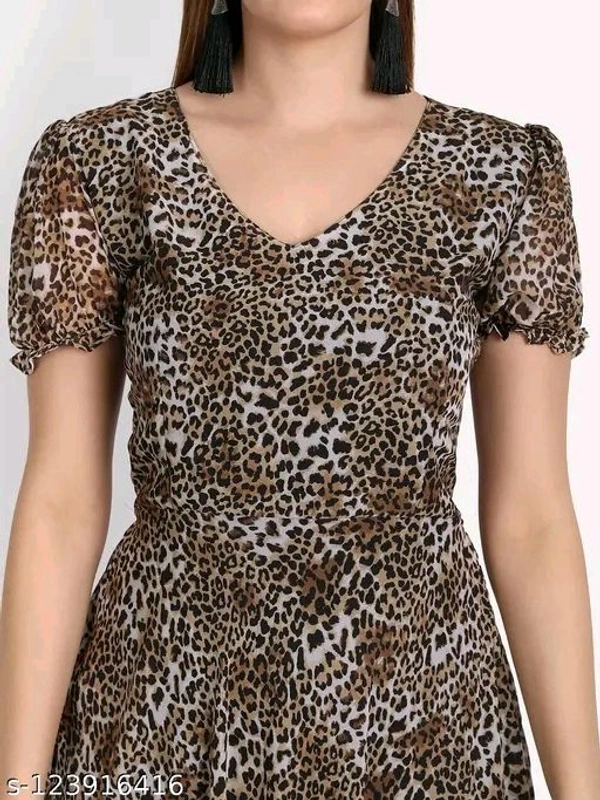 BEAUTYFUL LADIES DESIGNER ONE PIECE GOWN ALSO IN BIG SIZE - L