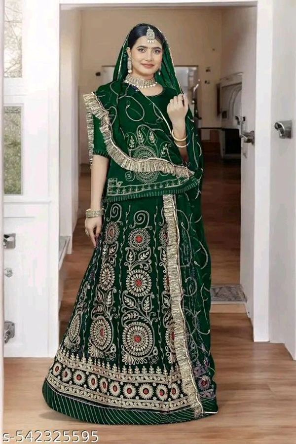 Charvi Petite Women Lehenga