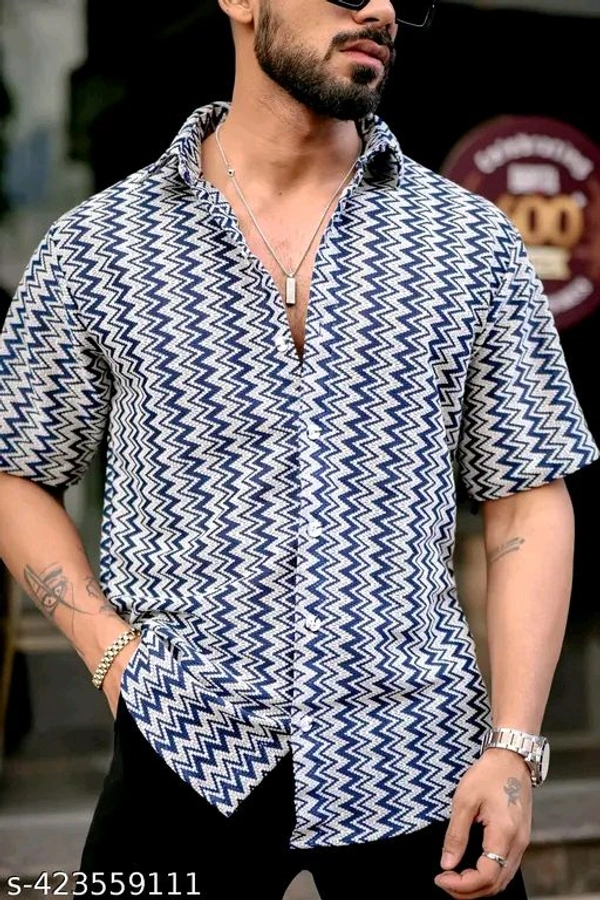 Trendy Modern Men Shirts - M