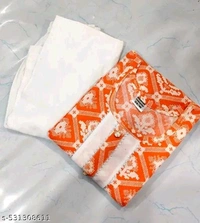 Aagyeyi Petite Women Kurta Sets - L
