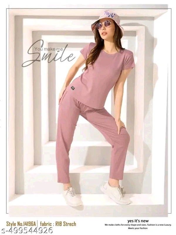 women night suit - M
