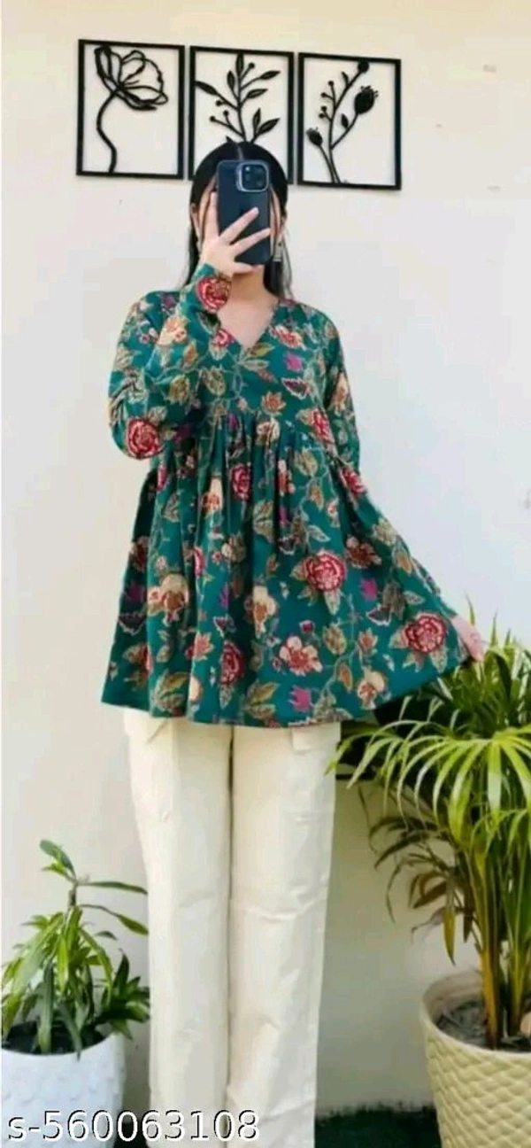 Pretty Modern Women Tops & Tunics - S