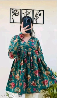 Pretty Modern Women Tops & Tunics - S
