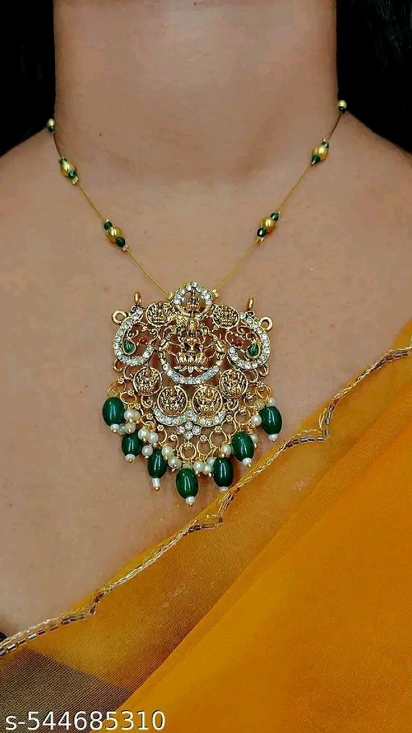 Sizzling Charming Women Necklaces & Chains