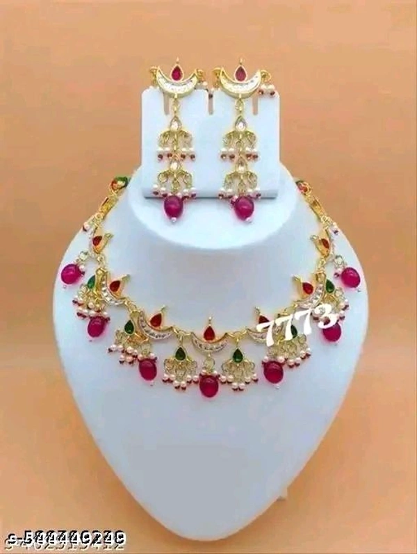 Shimmering Unique Jewellery Sets