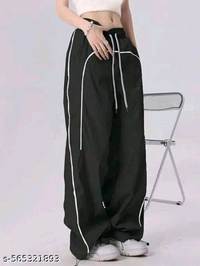 Women Regular Fit black  Polycotton Trousers - S