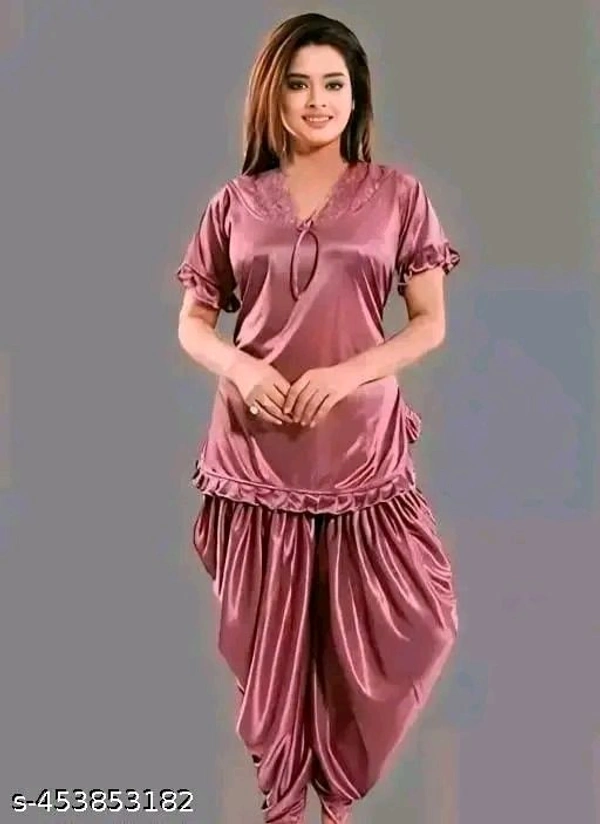 PUSHBELA  2 pice stylish nighty made from breathable satin fabric  this nightwear set offers a luxurious feel against the skin ( Peach ) - M