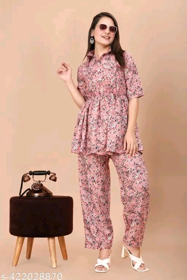 Trendy Tops & Tunics - M