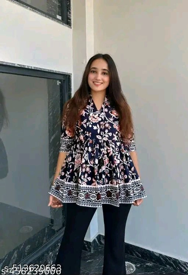 Trendy Ravishing Women Tops & Tunics - S