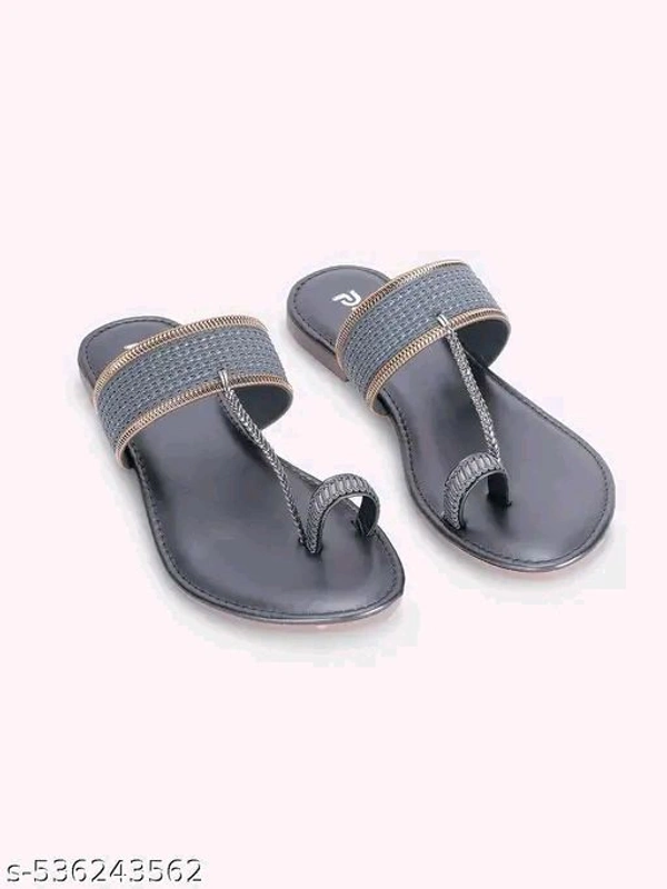 Women Stylish Flat Toe Ring Sandal - 4