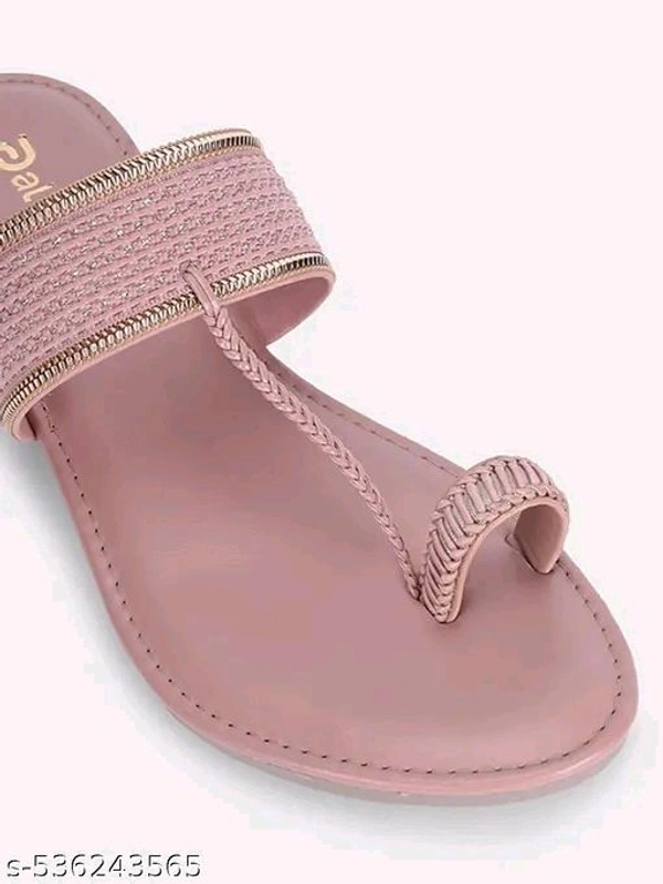 Women Stylish Flat Toe Ring Sandal - 5