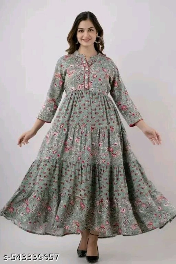NEW LOOK KURTA/Classic Designer Women kurta/tranding gown/letest kurta/flower gown/new look kurta/winter gowns/partywear gown/causel gown/festive gown/ewdding gown/office gown/daily use gown/flower long gown - S