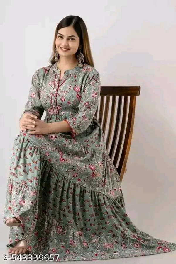 NEW LOOK KURTA/Classic Designer Women kurta/tranding gown/letest kurta/flower gown/new look kurta/winter gowns/partywear gown/causel gown/festive gown/ewdding gown/office gown/daily use gown/flower long gown - M