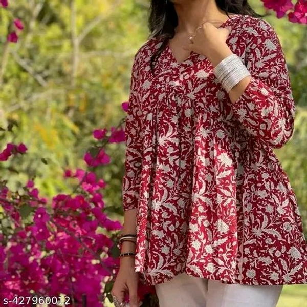 Trendy Sensational Women Tops & Tunics - M