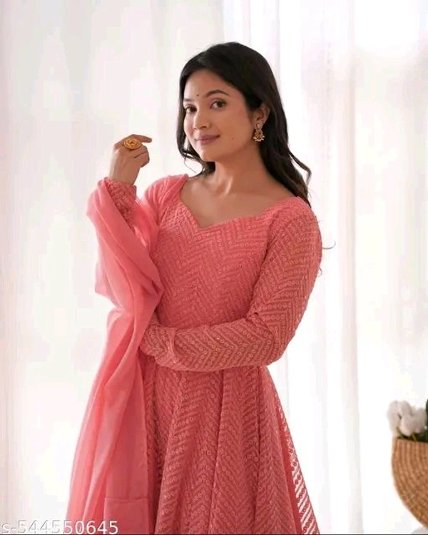 Chitrarekha Petite Women Dupatta Sets - Xl