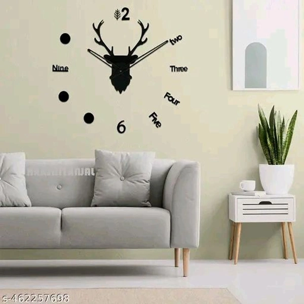 Stylish wooden wall clock for Home Office
