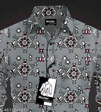 Men's Shirt - M