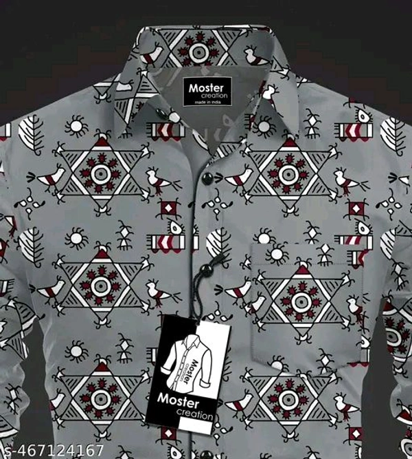 Men's Shirt - M