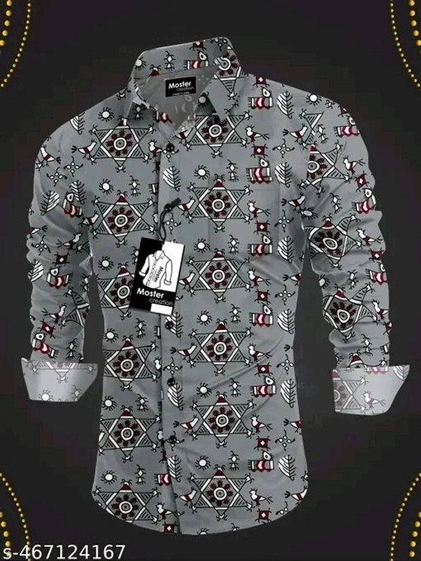 Men's Shirt - M