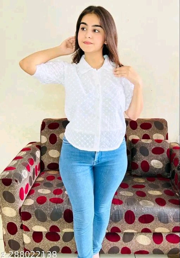 Pretty Graceful Women Tops & Tunics - M