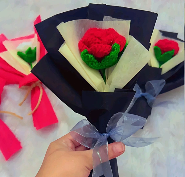 Crochet Red Rose Bouquet  - Free Size