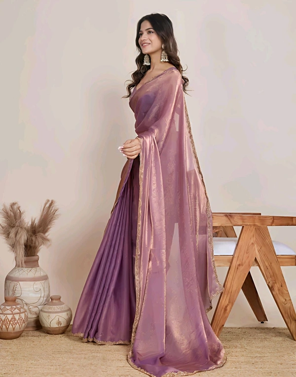 Saree Trending  - Feww Aize