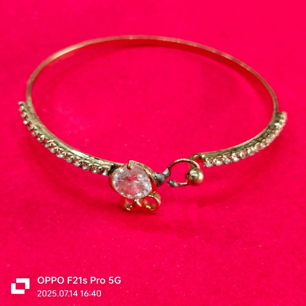 BRACELETS 15