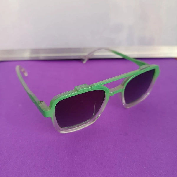 SUNGLASSES 9