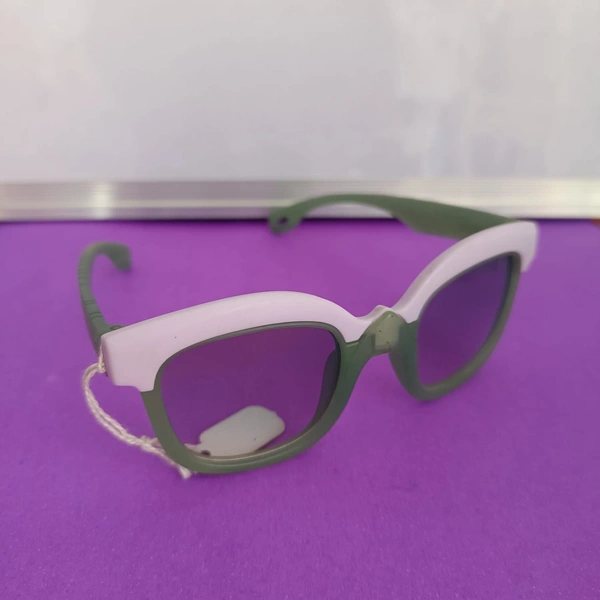 SUNGLASSES 15