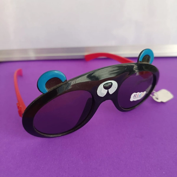 SUNGLASSES 26