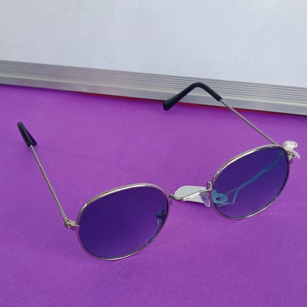 SUNGLASSES 79
