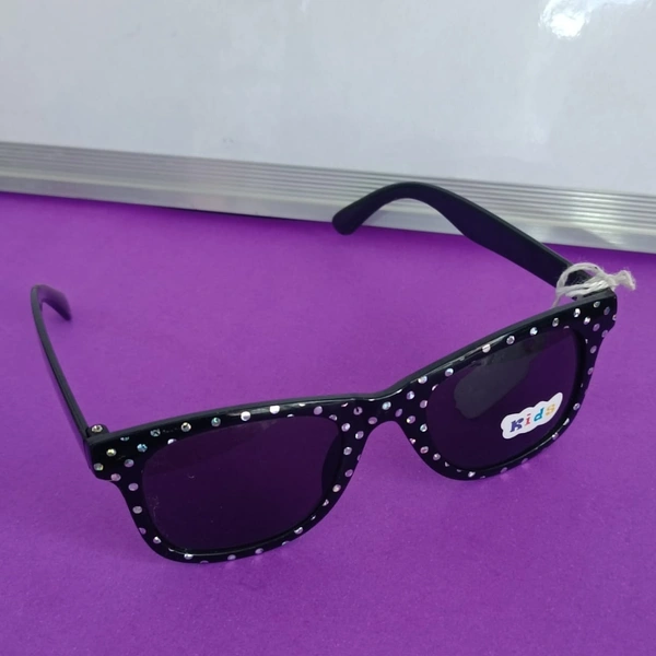 SUNGLASSES 90