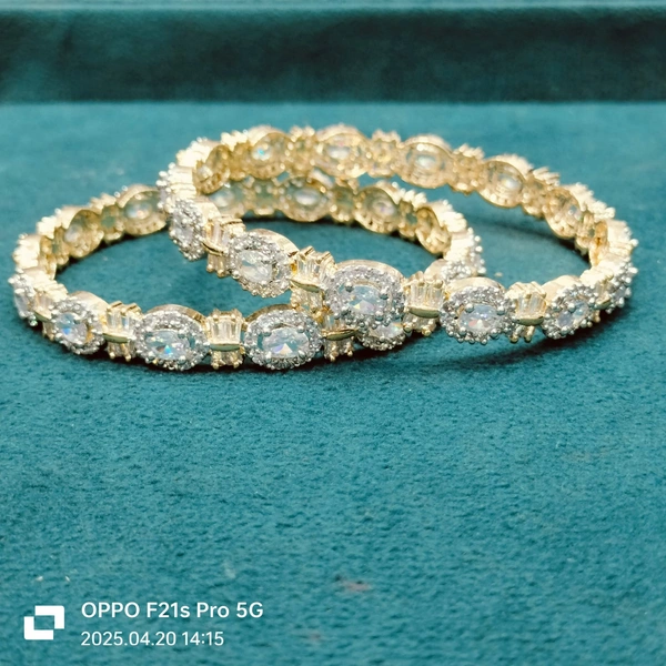 AD BANGLES (18) - '2/4