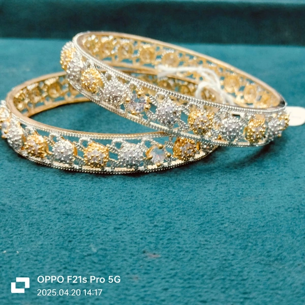 AD BANGLES (19) - '2/4