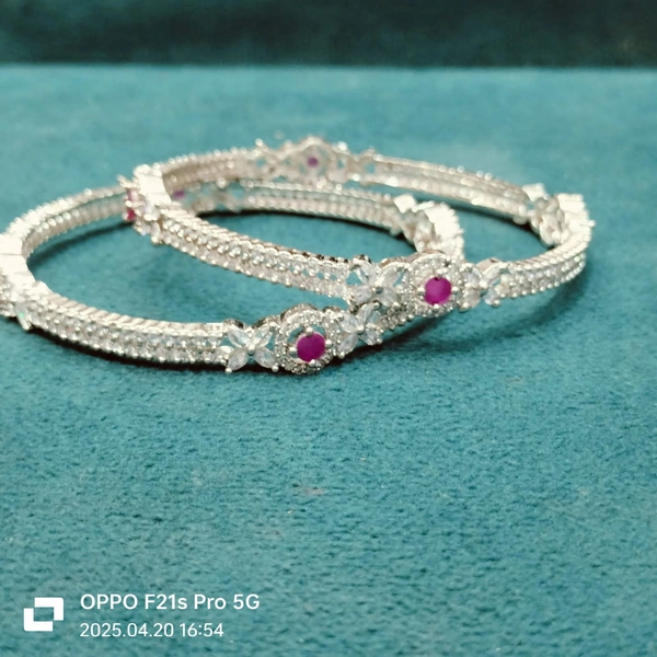 AD BANGLES (32) - '2/4