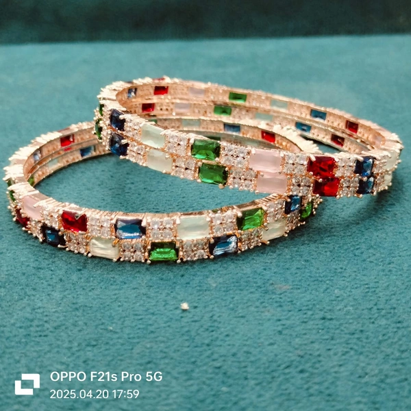 AD BANGLES (46) - '2/10