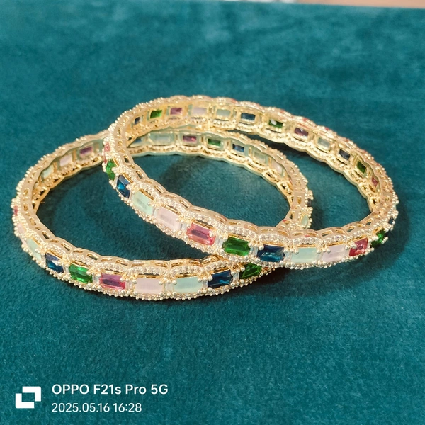 AD BANGLES (53) - '2/4