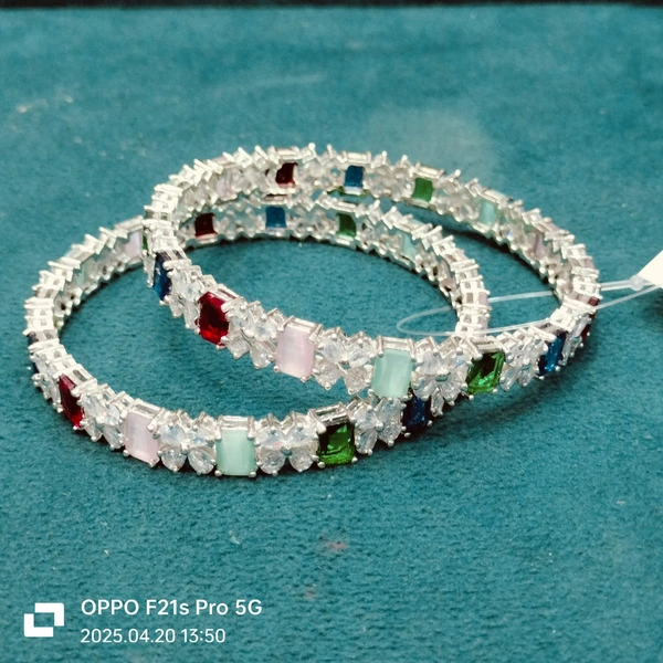 AD BANGLES (9) - '2/4