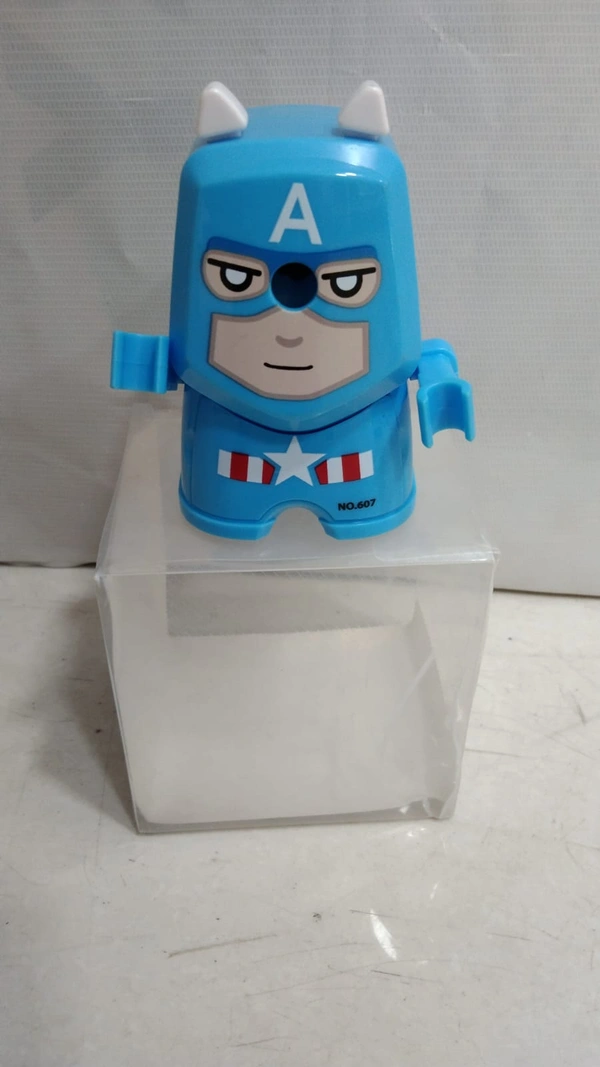 AUTOMATIC CAPTAIN AMERICA PENCIL SHARPENER