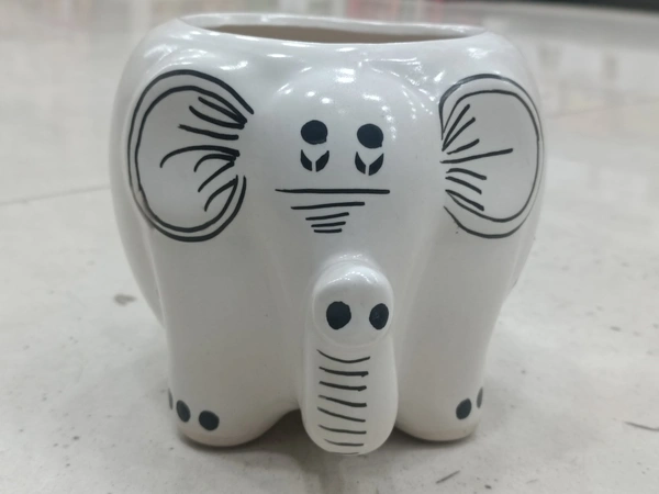 BABY ELEPHANT FLOWER POT