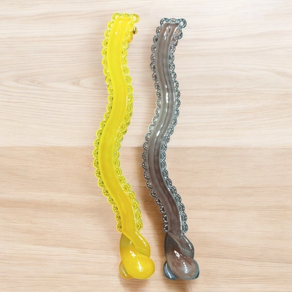 BANANA CLUTCHER 4