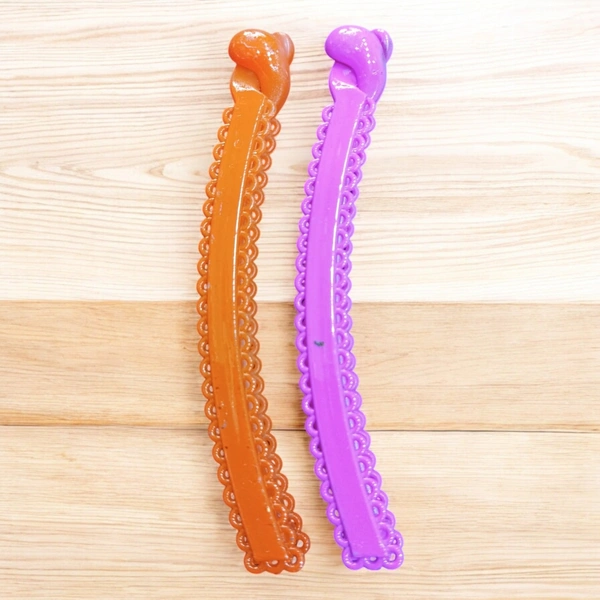 BANANA CLUTCHER 8