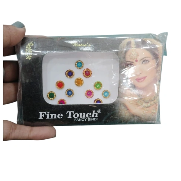 BINDI 23
