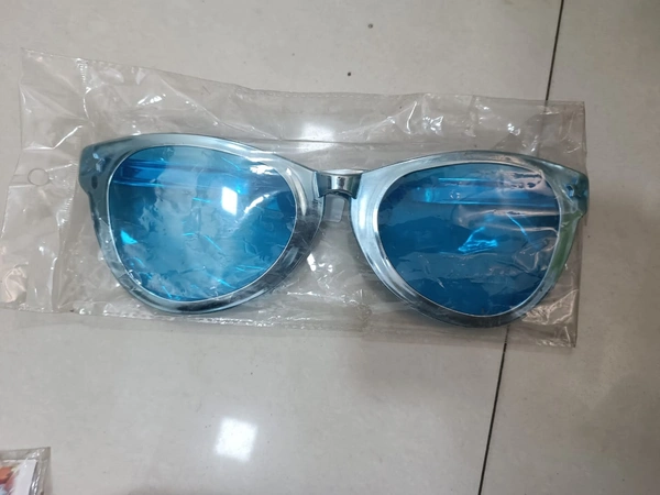 BIRTHDAY GOGGLES