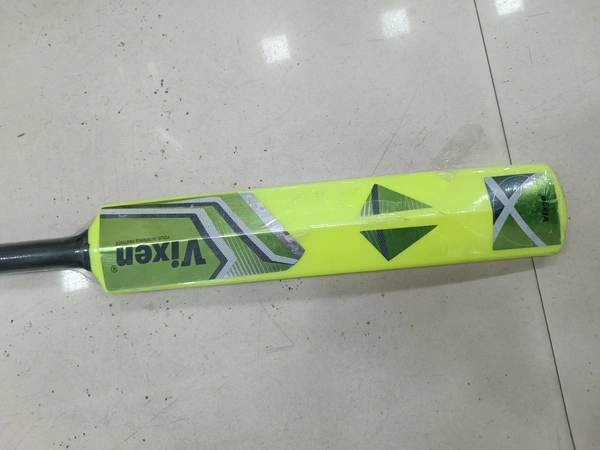 CRICKET BAT VX-666
