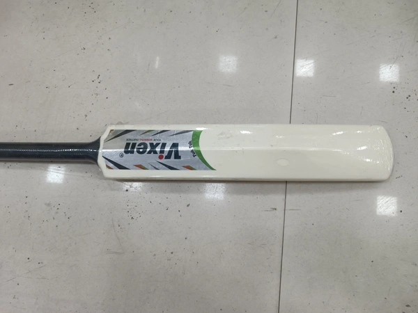 CRICKET PLASTIC BAT VX-555