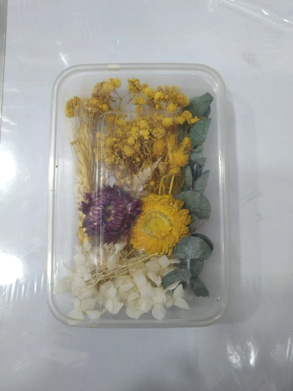 DRIED FLOWERS RESIN ART 10