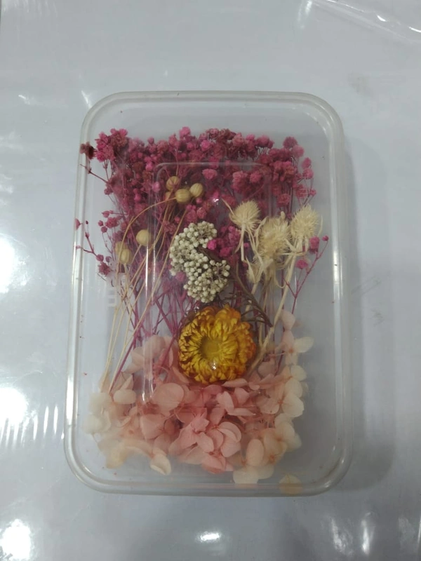 DRIED FLOWERS RESIN ART 13