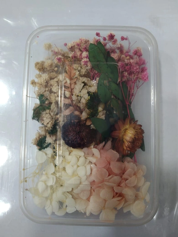 DRIED FLOWERS RESIN ART 15